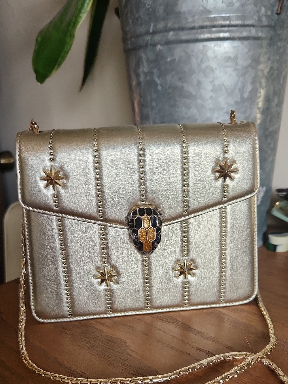 BVLGARI Serpenti Crossbody Bag. Gold, Metallic Finishings And Strap